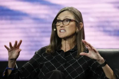 Cathie Wood Predicts Crypto Revival as Tax Cuts and AI Reshape Economy